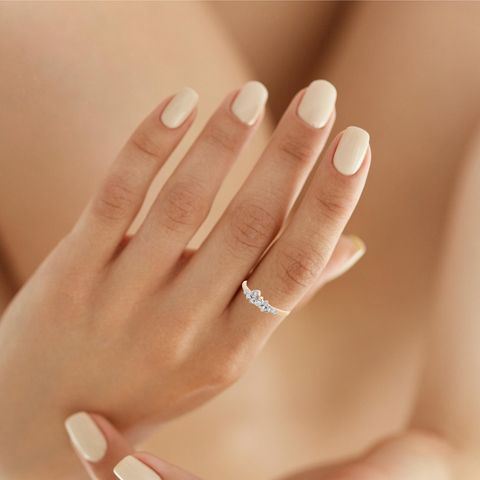 Elegant Diamond Cluster Ring