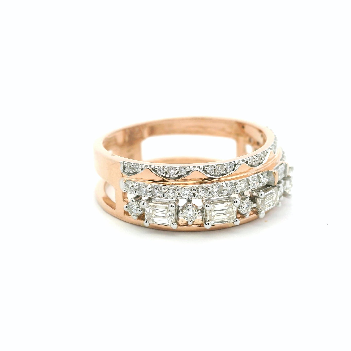 Elegant Rose Gold Diamond Ring